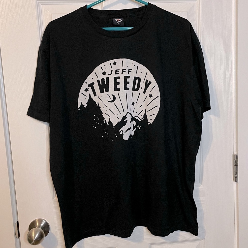 Jeff Tweedy 2019 Australian tour concert tee black w/ white graphic sz XL Wilco